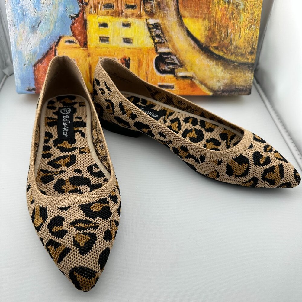 Bella Vita Mireya Leopard Knit Flats Size 6 M – Excellent Condition (Worn Once)